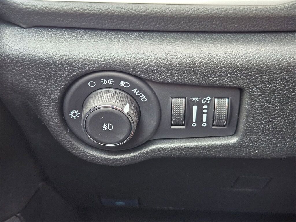 2026 Chrysler Pacifica Select Gresham OR