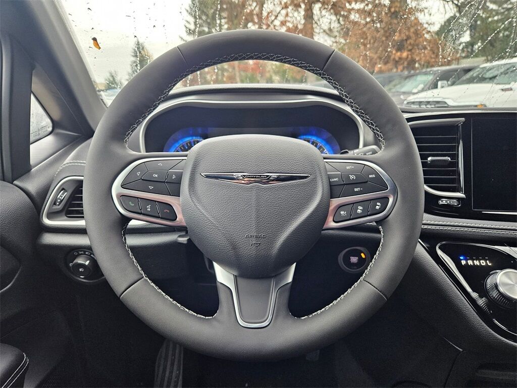 2026 Chrysler Pacifica Select Gresham OR