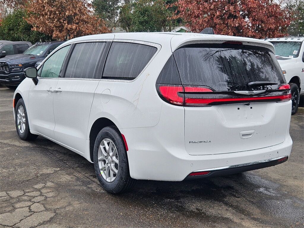 2026 Chrysler Pacifica Select Gresham OR