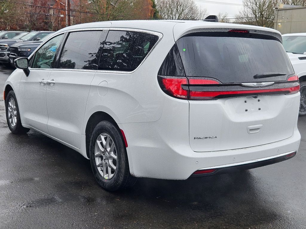2026 Chrysler Pacifica Select Gresham OR