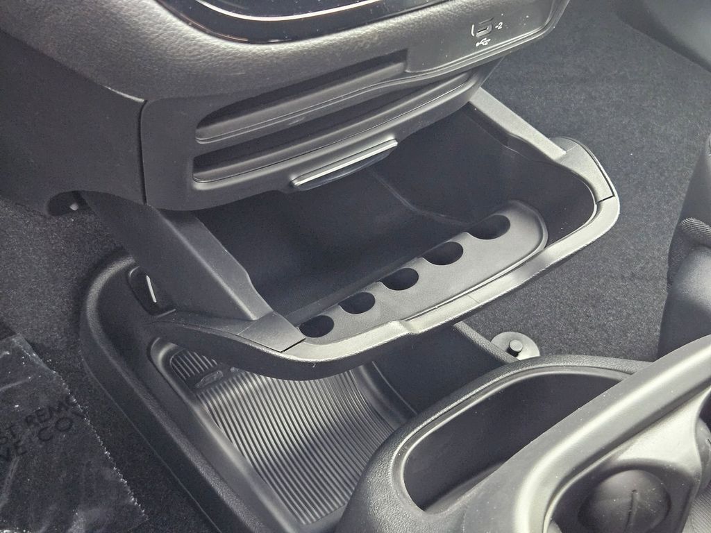 2026 Chrysler Pacifica Select Gresham OR