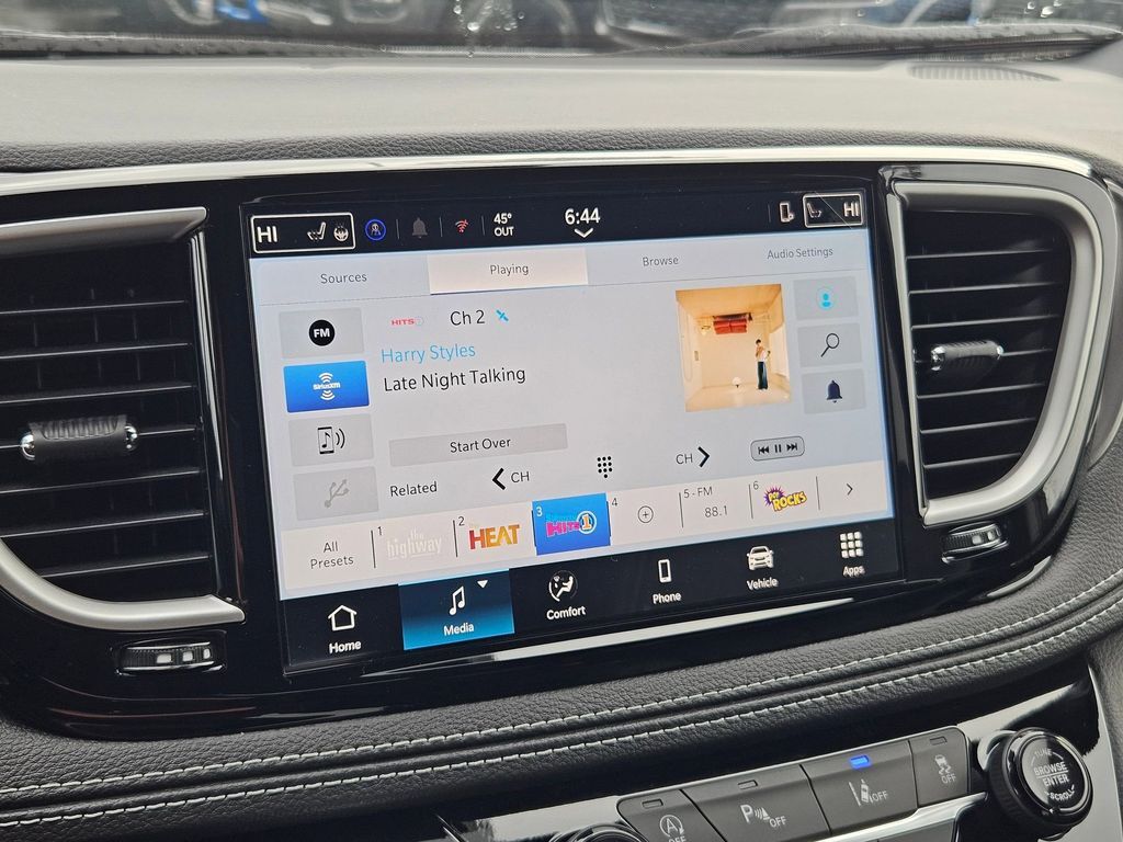 2026 Chrysler Pacifica Select Gresham OR