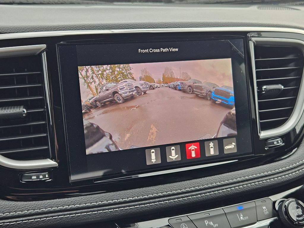 2026 Chrysler Pacifica Select Gresham OR