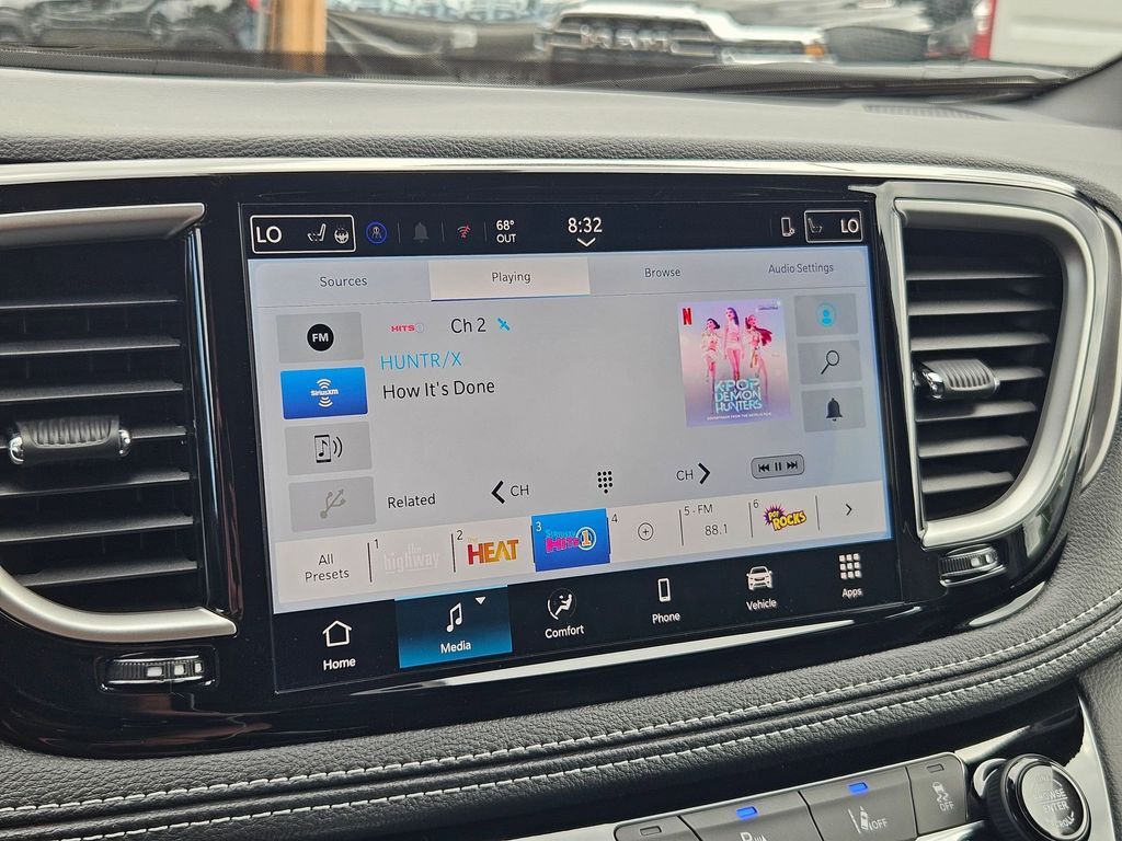 2026 Chrysler Pacifica Select Gresham OR