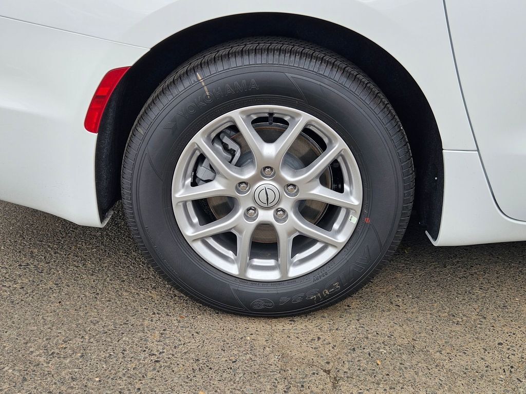 2026 Chrysler Pacifica Select Gresham OR