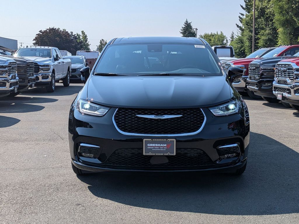 2026 Chrysler Pacifica Select Gresham OR