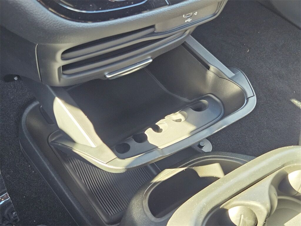 2026 Chrysler Pacifica Select Gresham OR