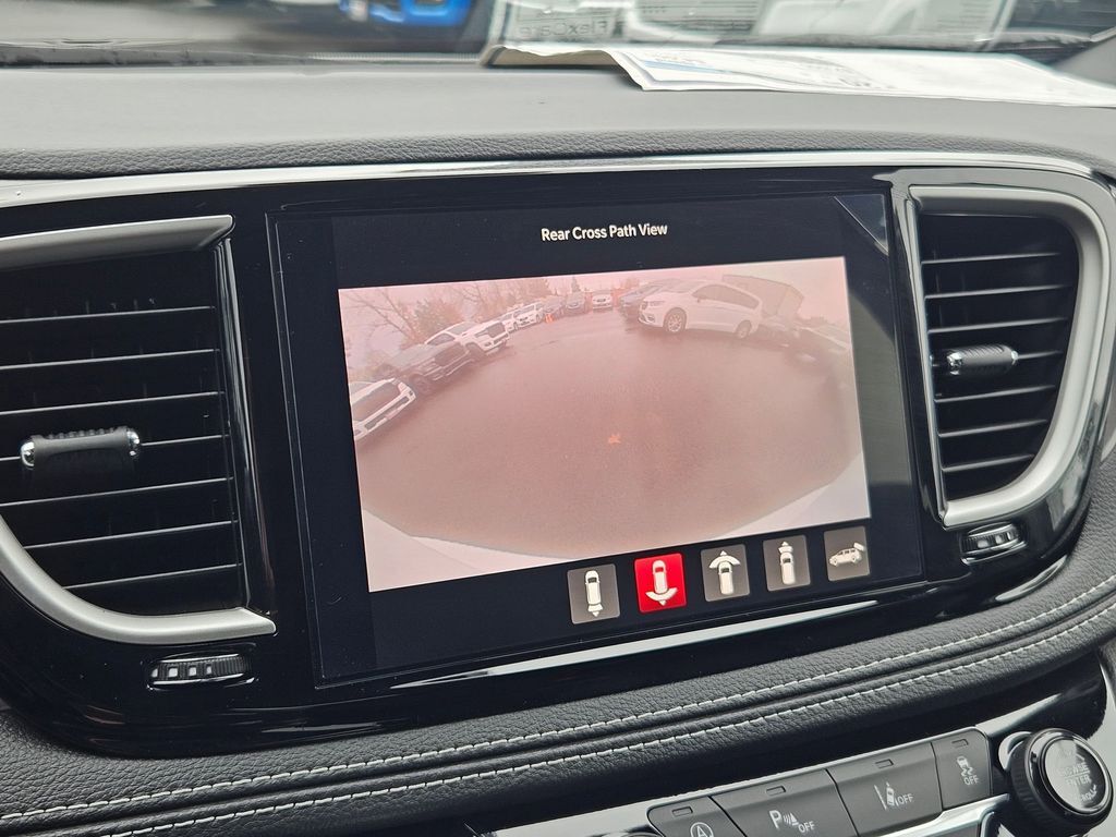 2026 Chrysler Pacifica Select Gresham OR