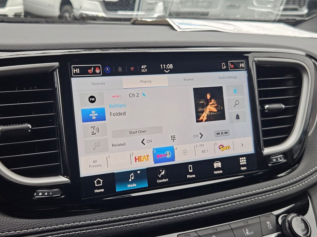 2026 Chrysler Pacifica Select Gresham OR