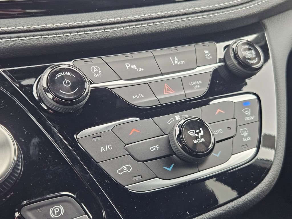 2026 Chrysler Pacifica Select Gresham OR