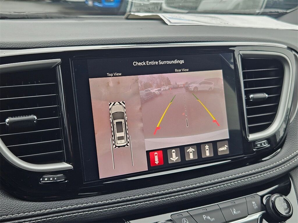 2026 Chrysler Pacifica Select Gresham OR