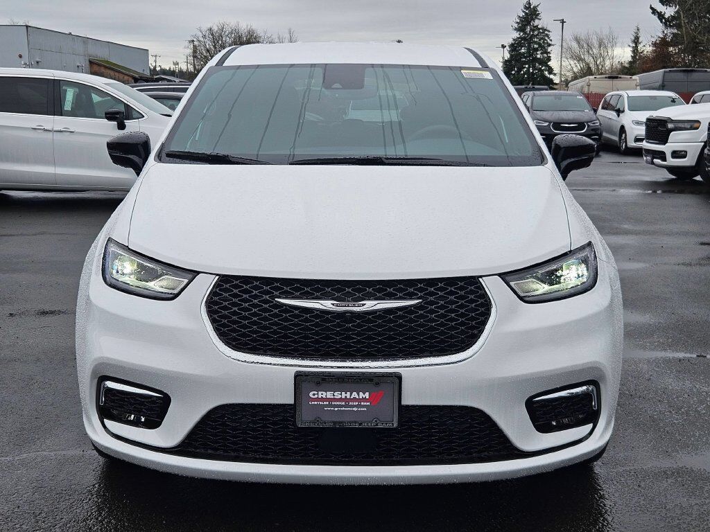 2026 Chrysler Pacifica Select Gresham OR