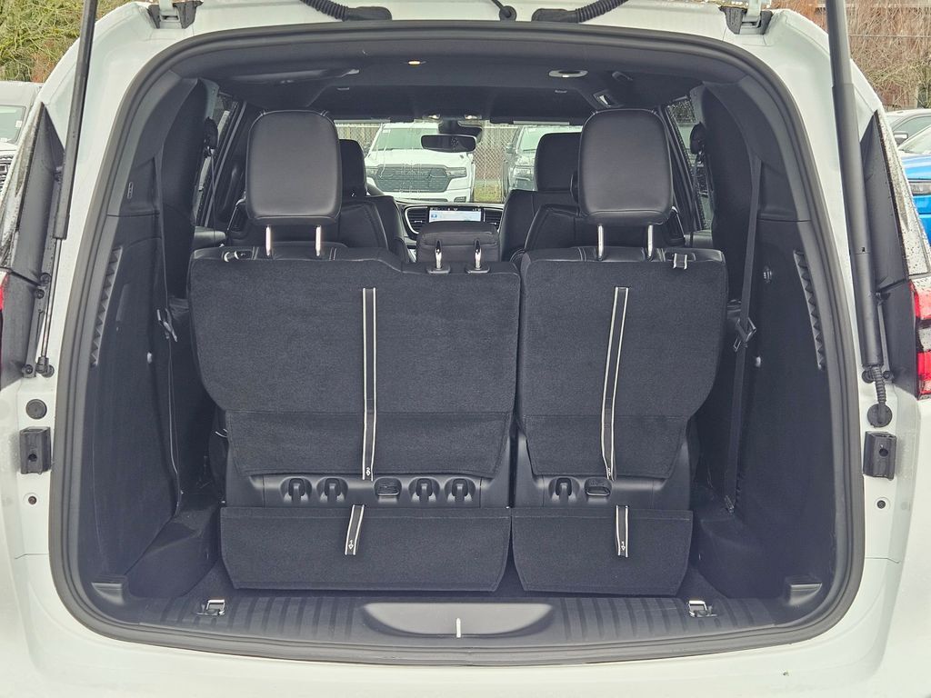 2026 Chrysler Pacifica Select Gresham OR