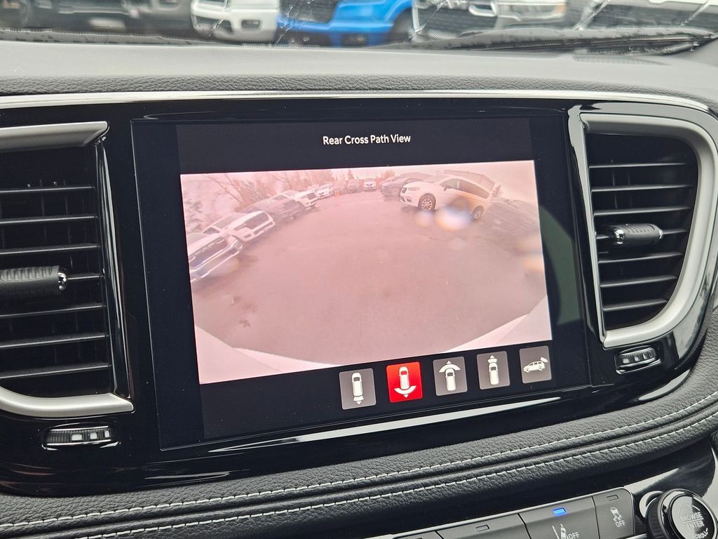 2026 Chrysler Pacifica Select Gresham OR