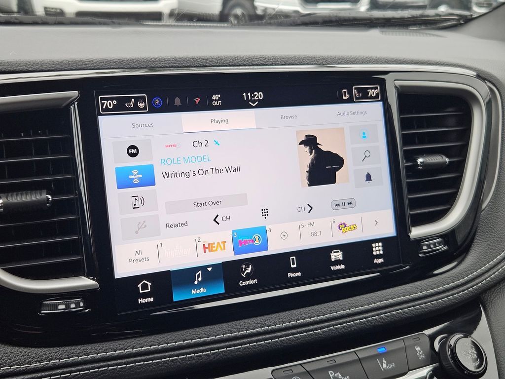 2026 Chrysler Pacifica Select Gresham OR