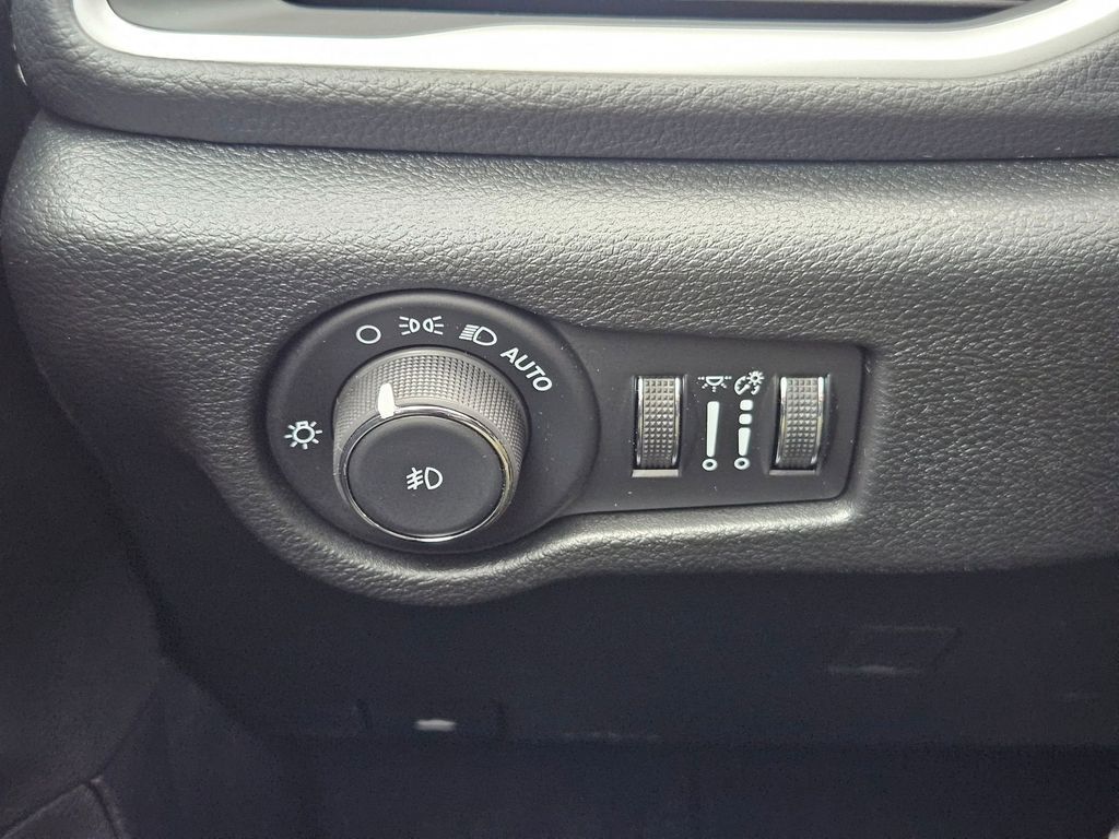 2026 Chrysler Pacifica Select Gresham OR