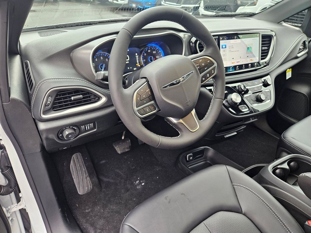 2026 Chrysler Pacifica Select Gresham OR