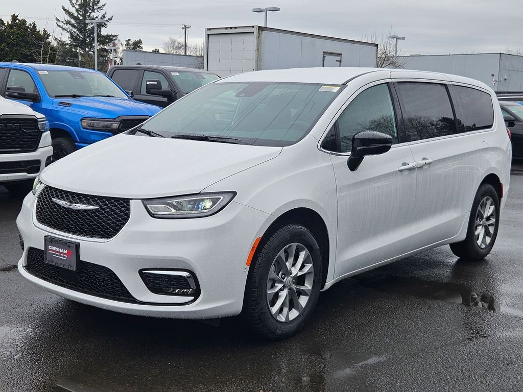 2026 Chrysler Pacifica Select Gresham OR