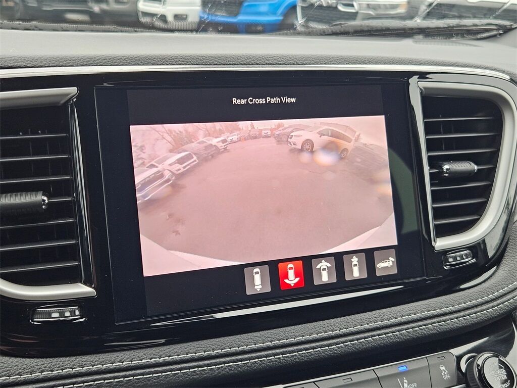 2026 Chrysler Pacifica Select Gresham OR