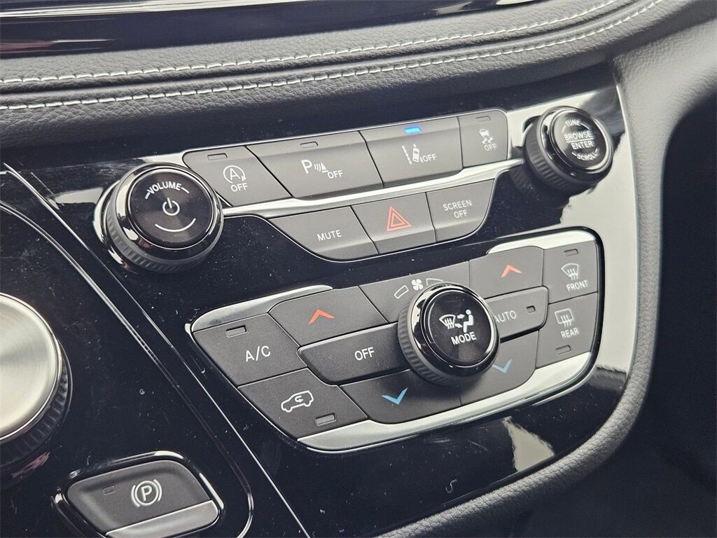 2026 Chrysler Pacifica Select Gresham OR