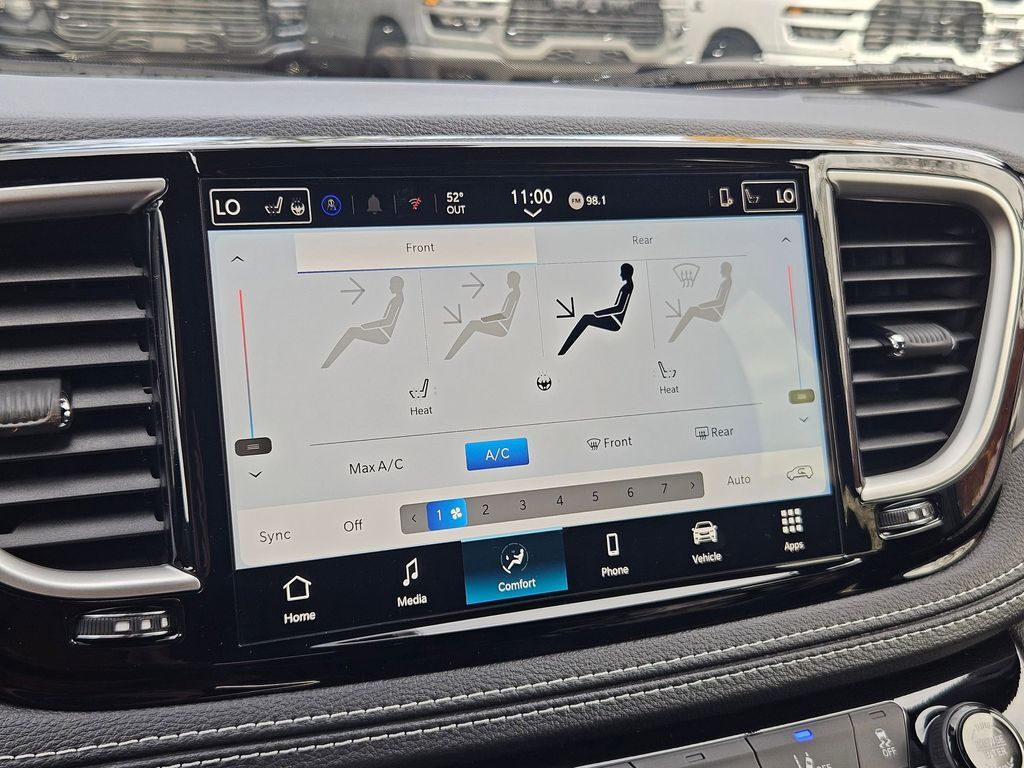 2026 Chrysler Pacifica Select Gresham OR