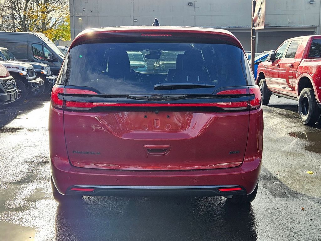 2026 Chrysler Pacifica Select Gresham OR