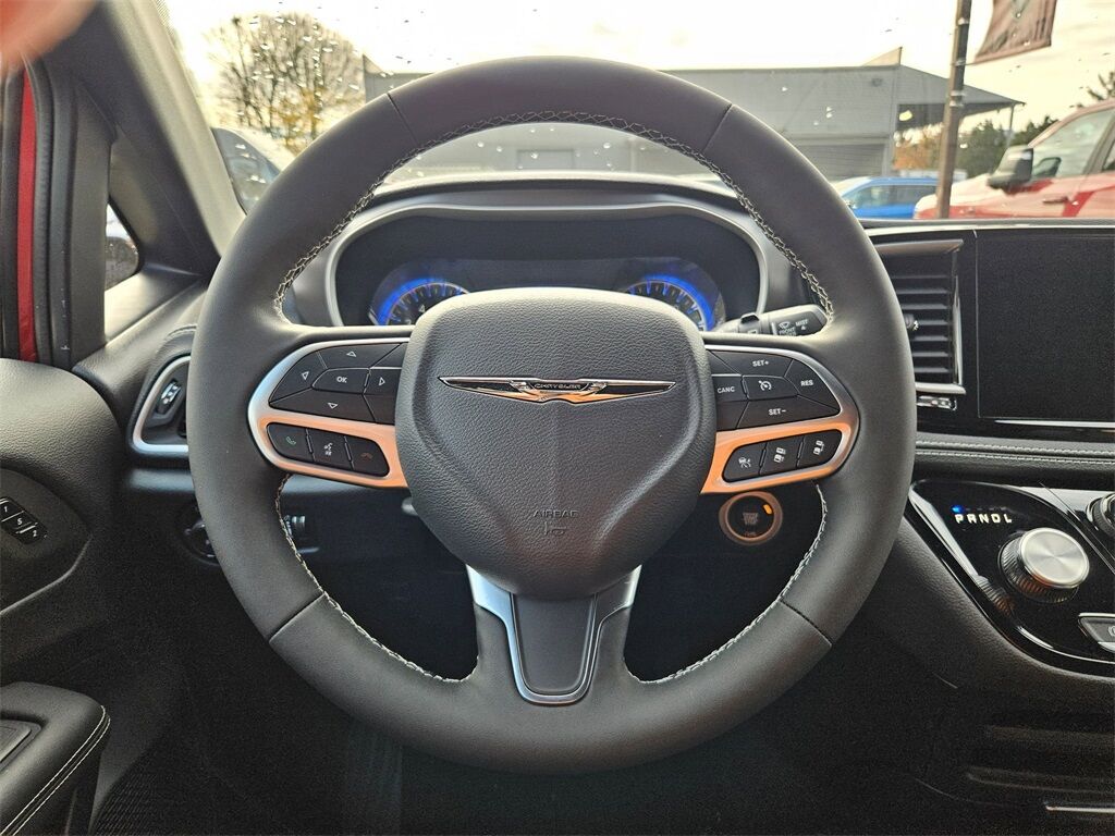 2026 Chrysler Pacifica Select Gresham OR