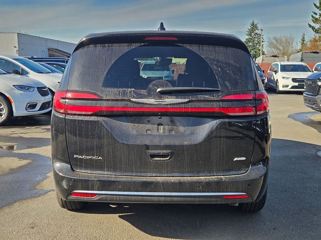 2026 Chrysler Pacifica Select Gresham OR