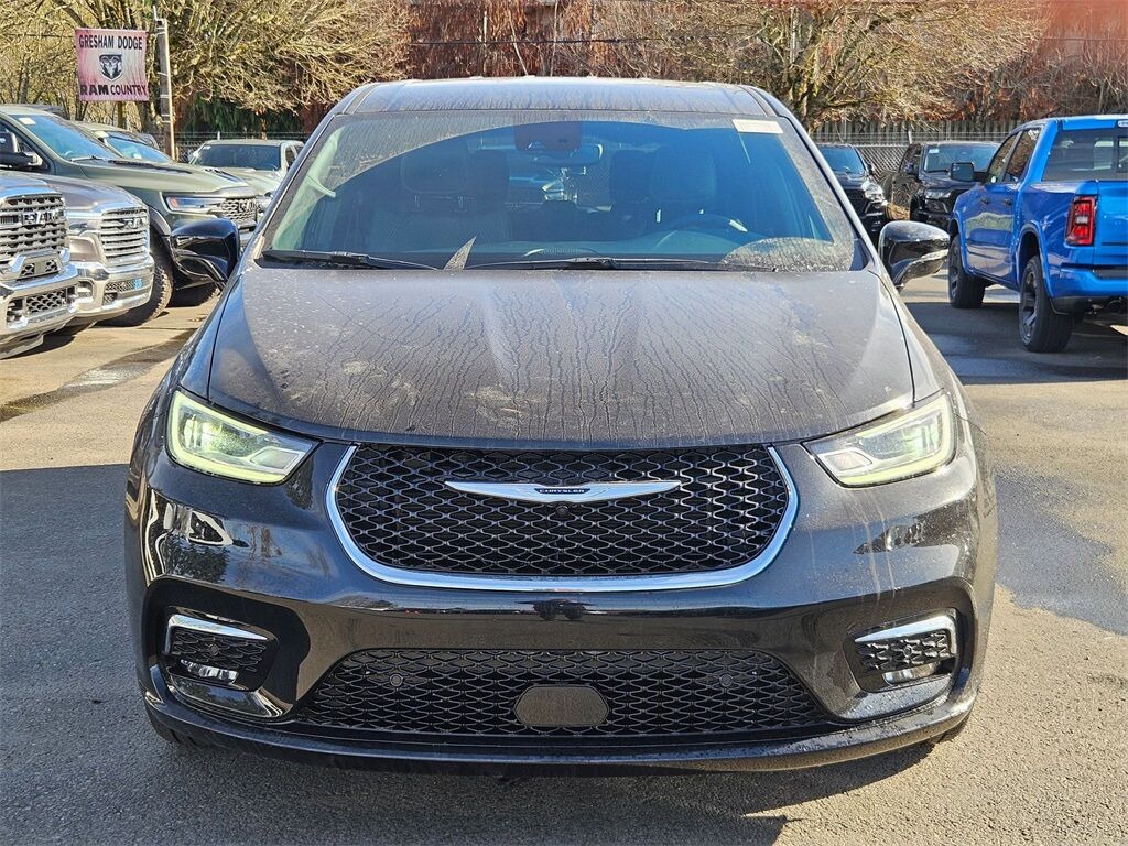 2026 Chrysler Pacifica Select Gresham OR