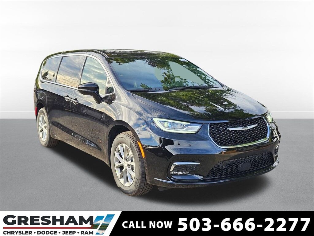 2026 Chrysler Pacifica Select Gresham OR