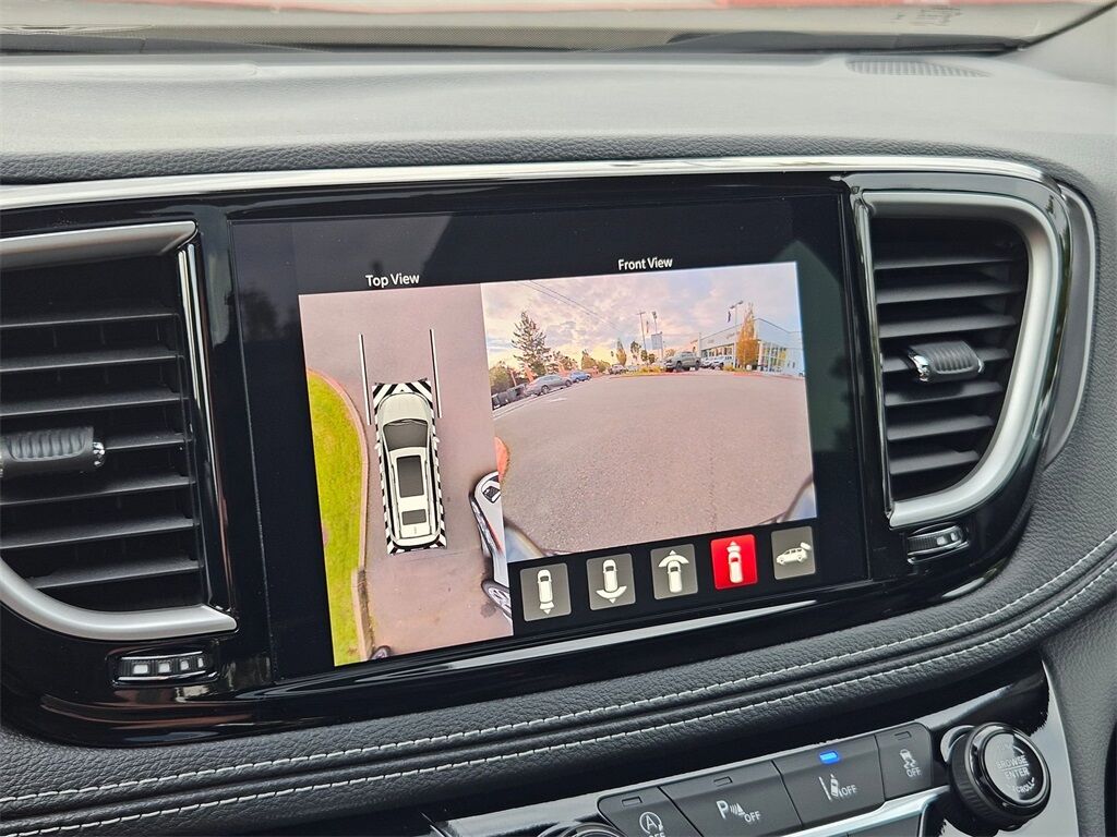 2026 Chrysler Pacifica Select Gresham OR