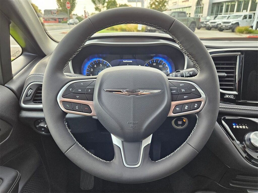 2026 Chrysler Pacifica Select Gresham OR