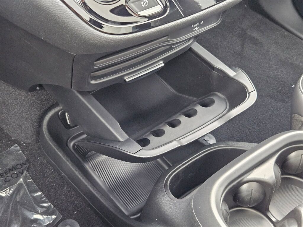 2026 Chrysler Pacifica Select Gresham OR