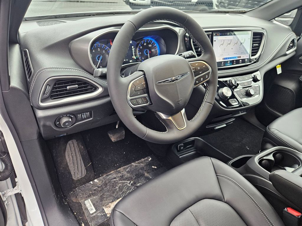 2026 Chrysler Pacifica Select Gresham OR