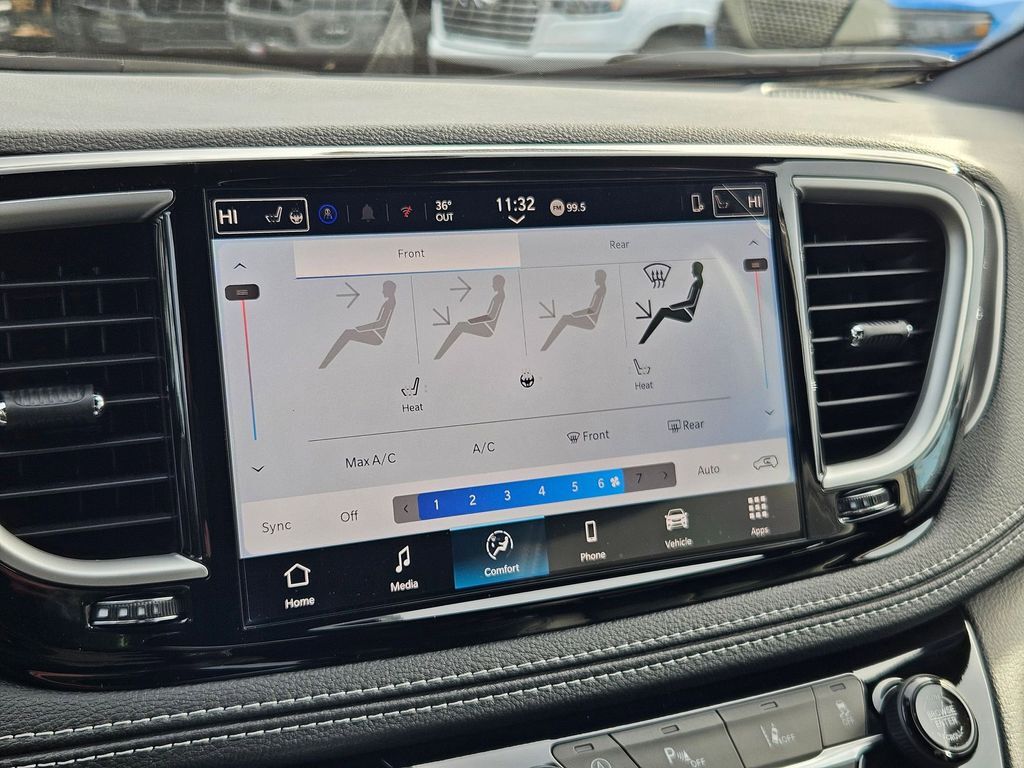 2026 Chrysler Pacifica Select Gresham OR