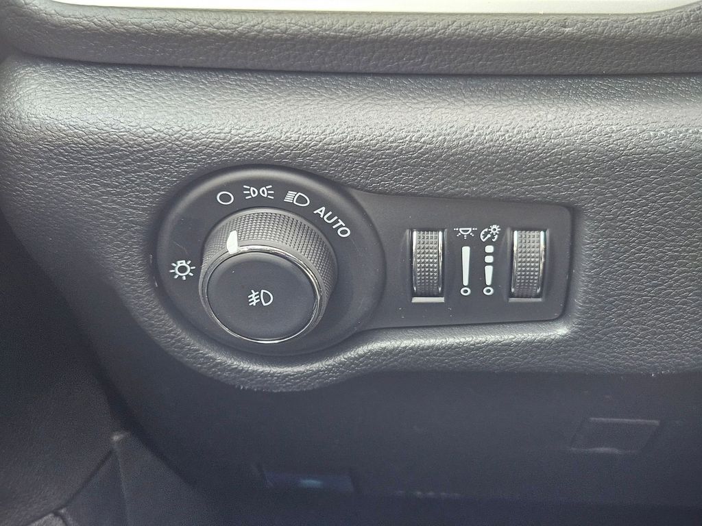 2026 Chrysler Pacifica Select Gresham OR