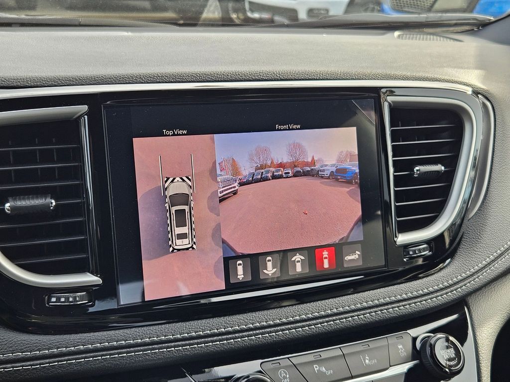 2026 Chrysler Pacifica Select Gresham OR