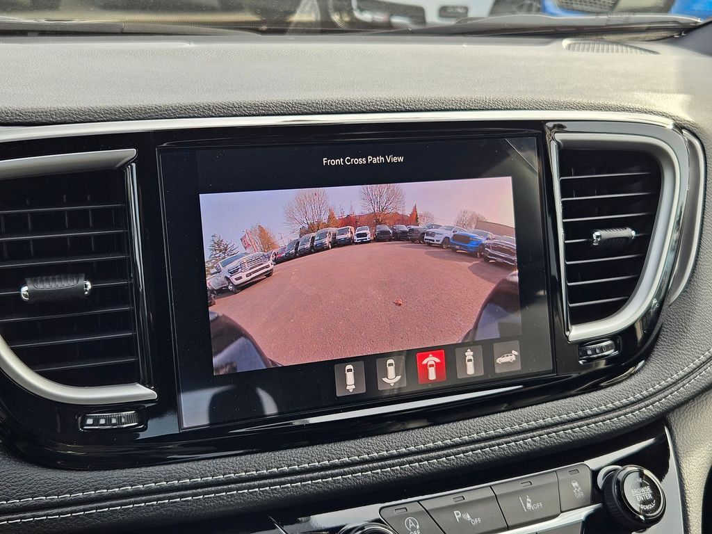 2026 Chrysler Pacifica Select Gresham OR