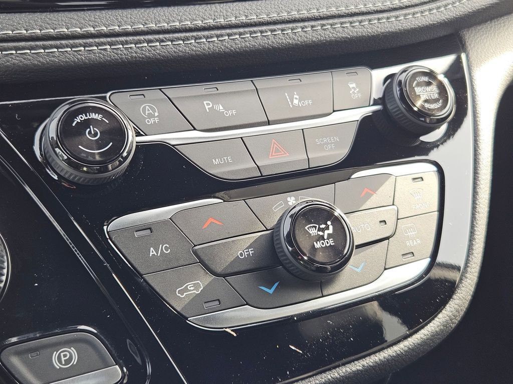 2026 Chrysler Pacifica Select Gresham OR