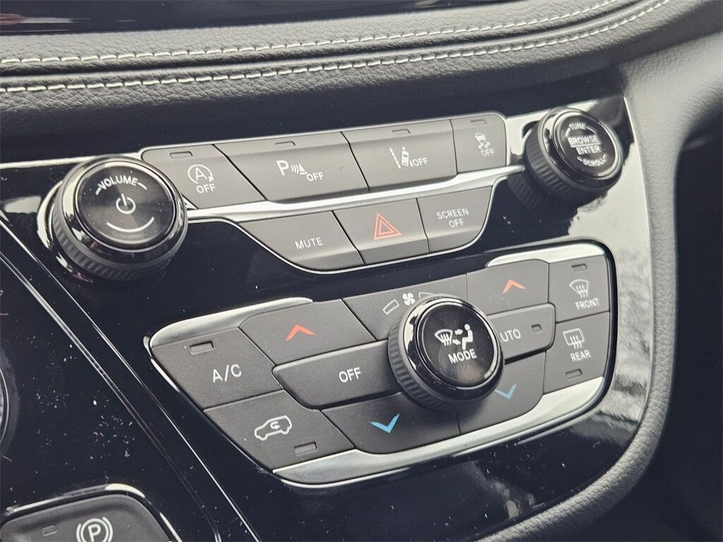 2026 Chrysler Pacifica Select Gresham OR