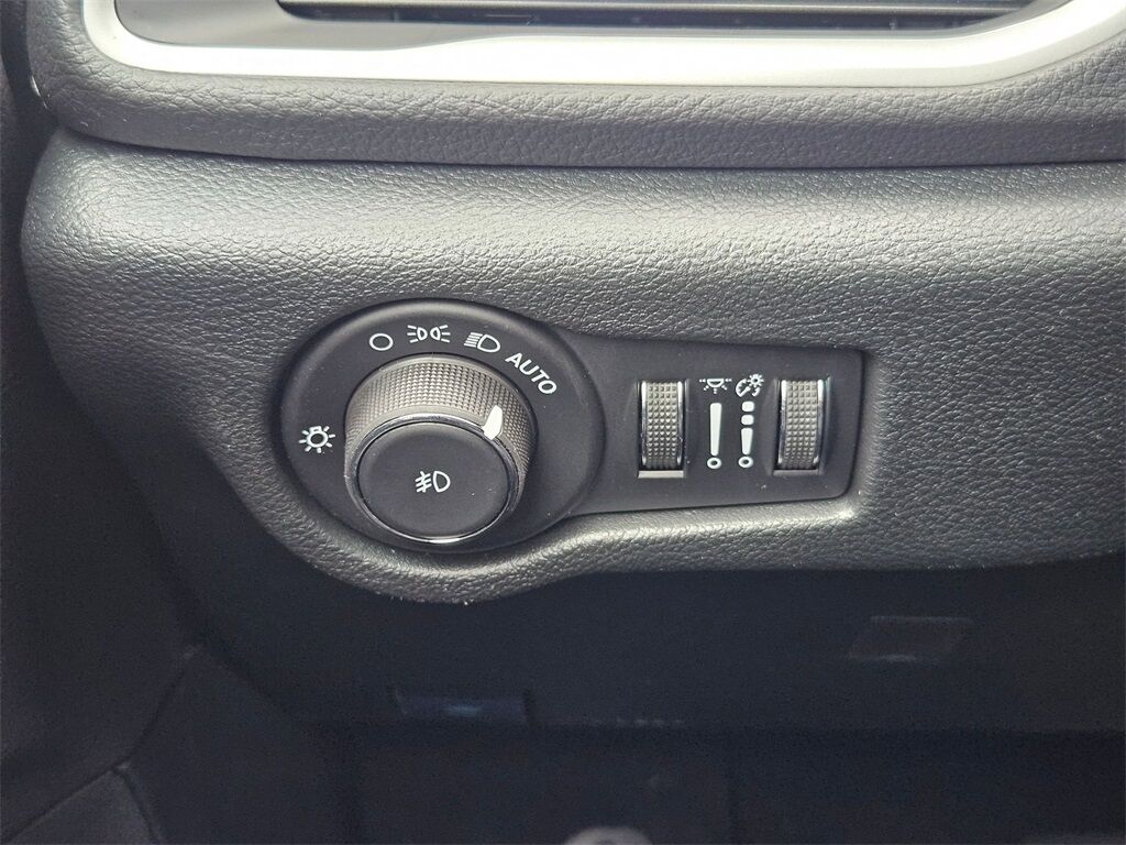 2026 Chrysler Pacifica Select Gresham OR