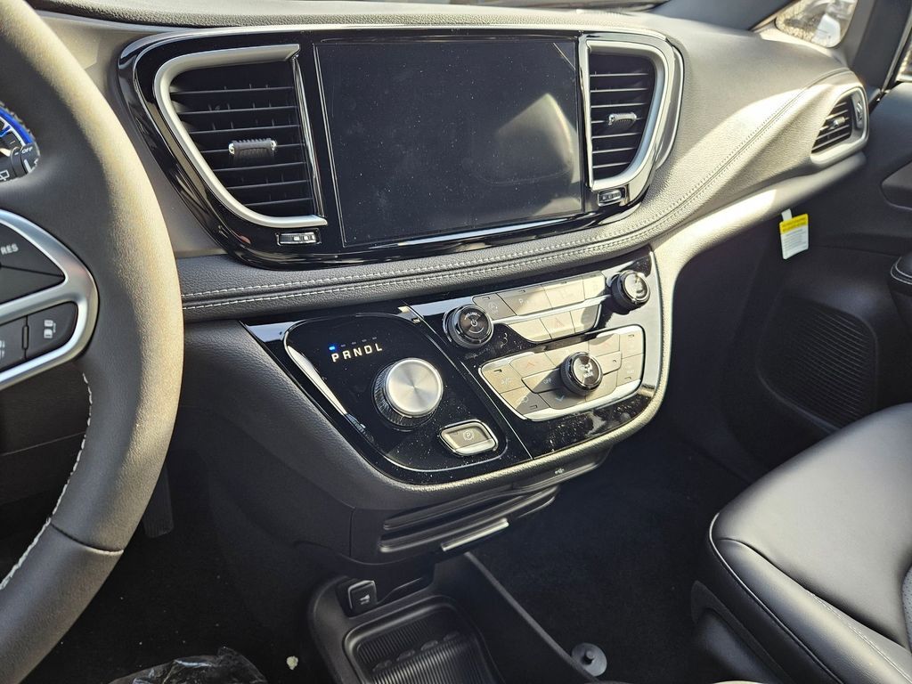 2026 Chrysler Pacifica Select Gresham OR