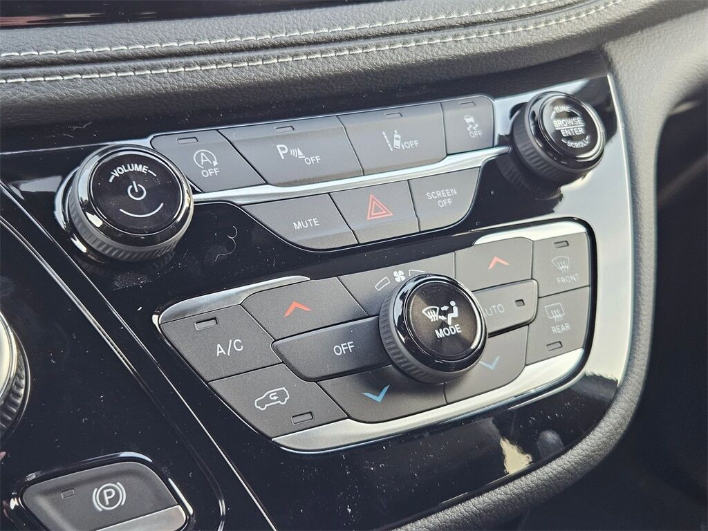 2026 Chrysler Pacifica Select Gresham OR