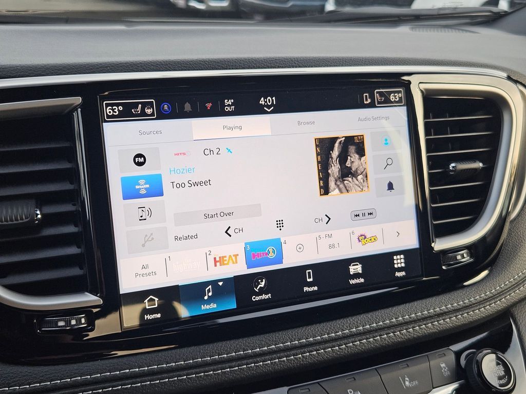 2026 Chrysler Pacifica Select Gresham OR