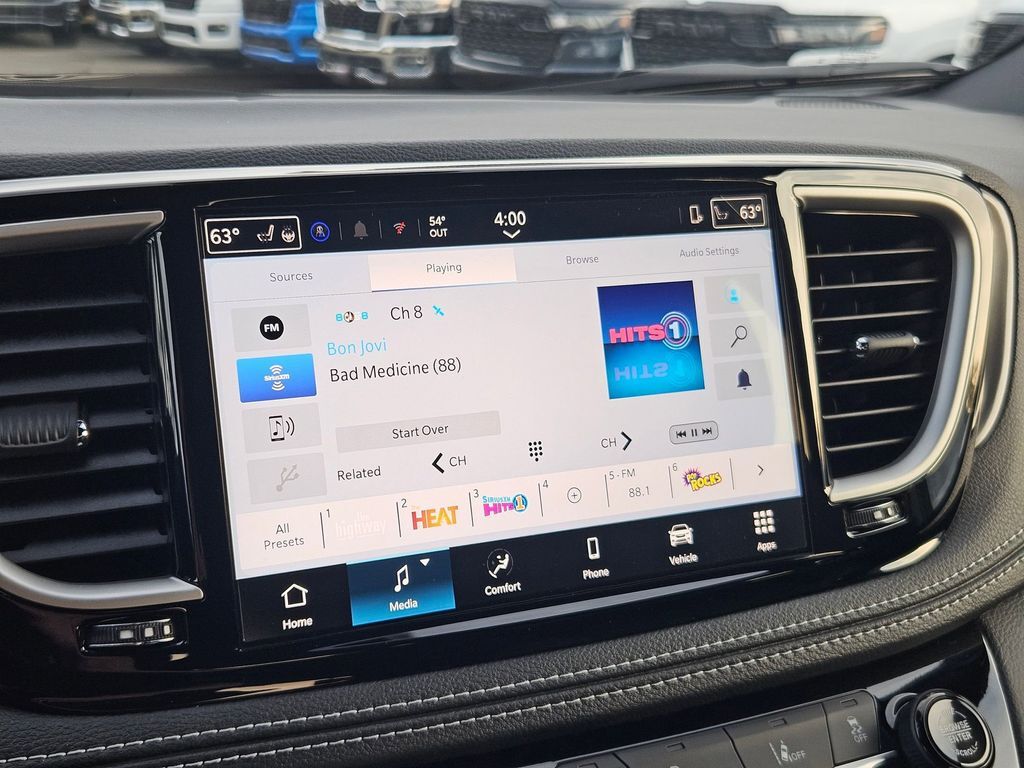 2026 Chrysler Pacifica Select Gresham OR