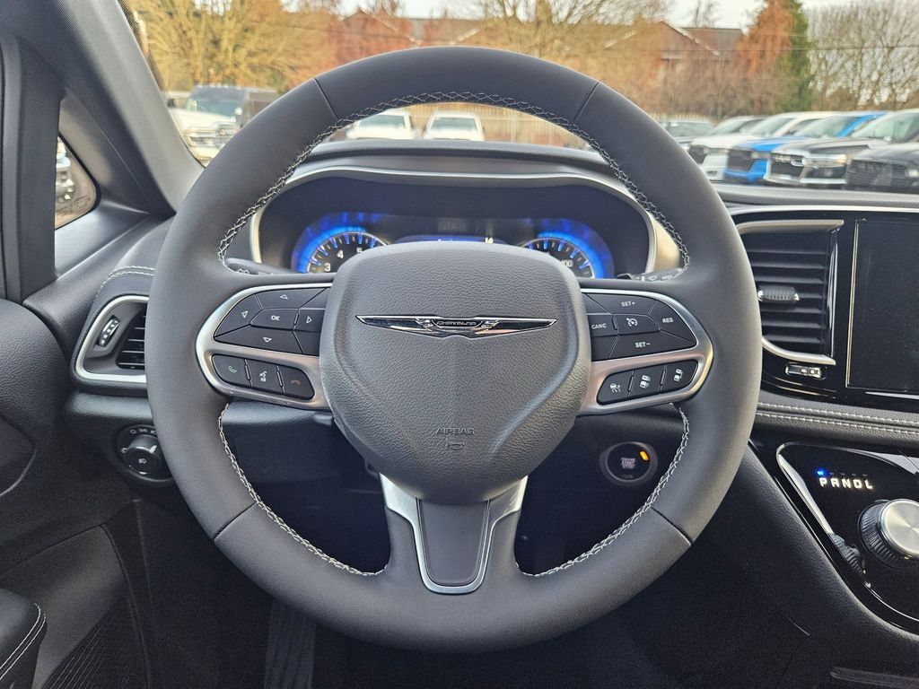 2026 Chrysler Pacifica Select Gresham OR