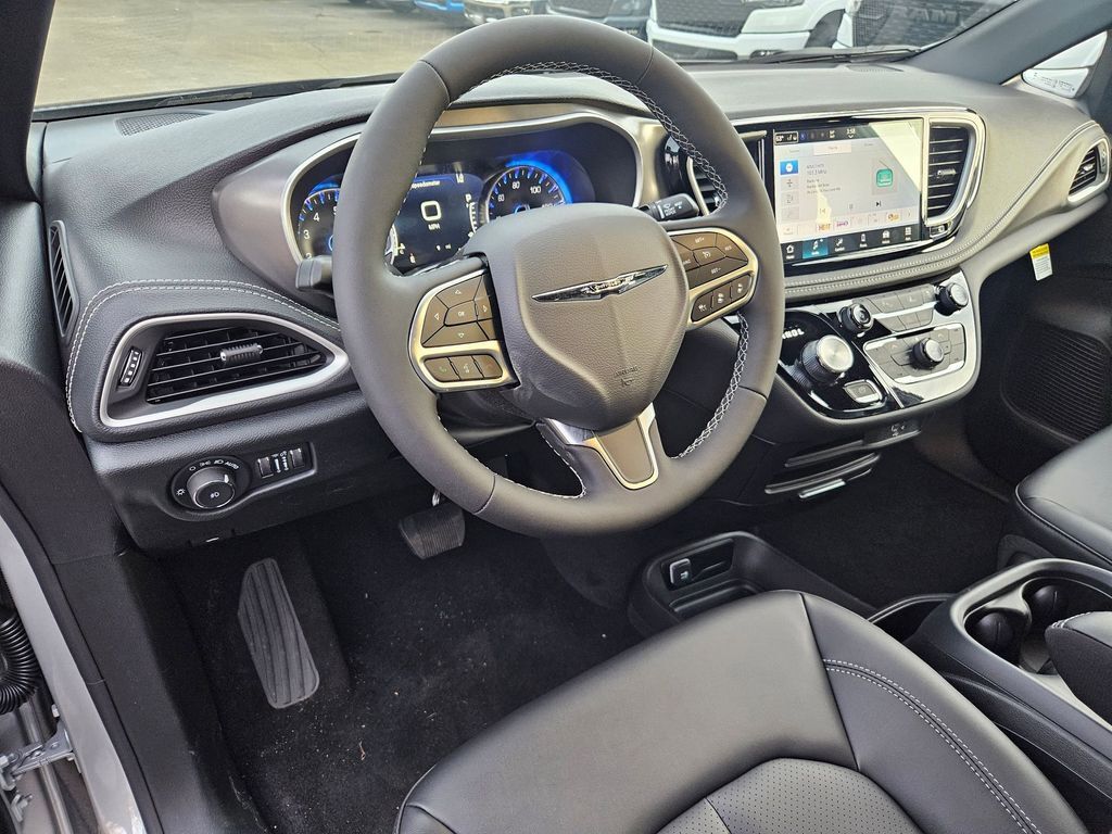 2026 Chrysler Pacifica Select Gresham OR