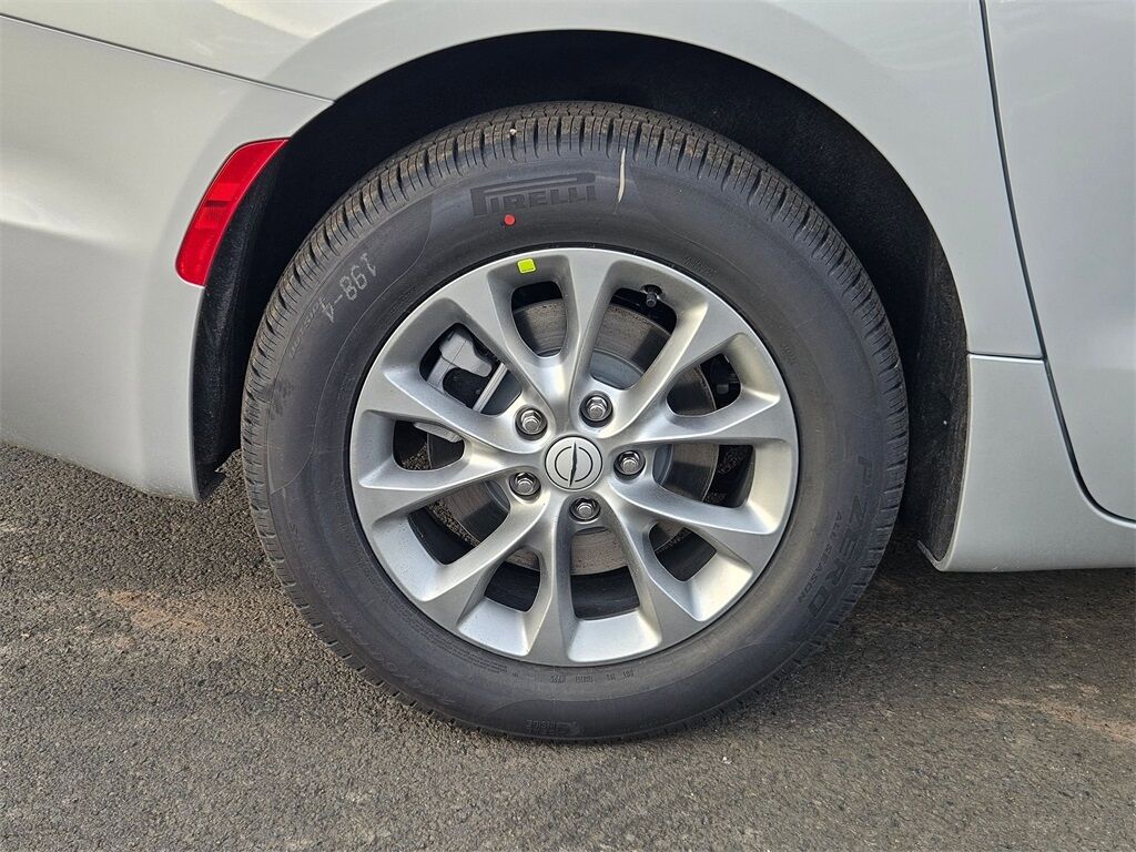 2026 Chrysler Pacifica Select Gresham OR