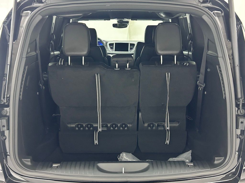 2026 Chrysler Pacifica Select Portland OR