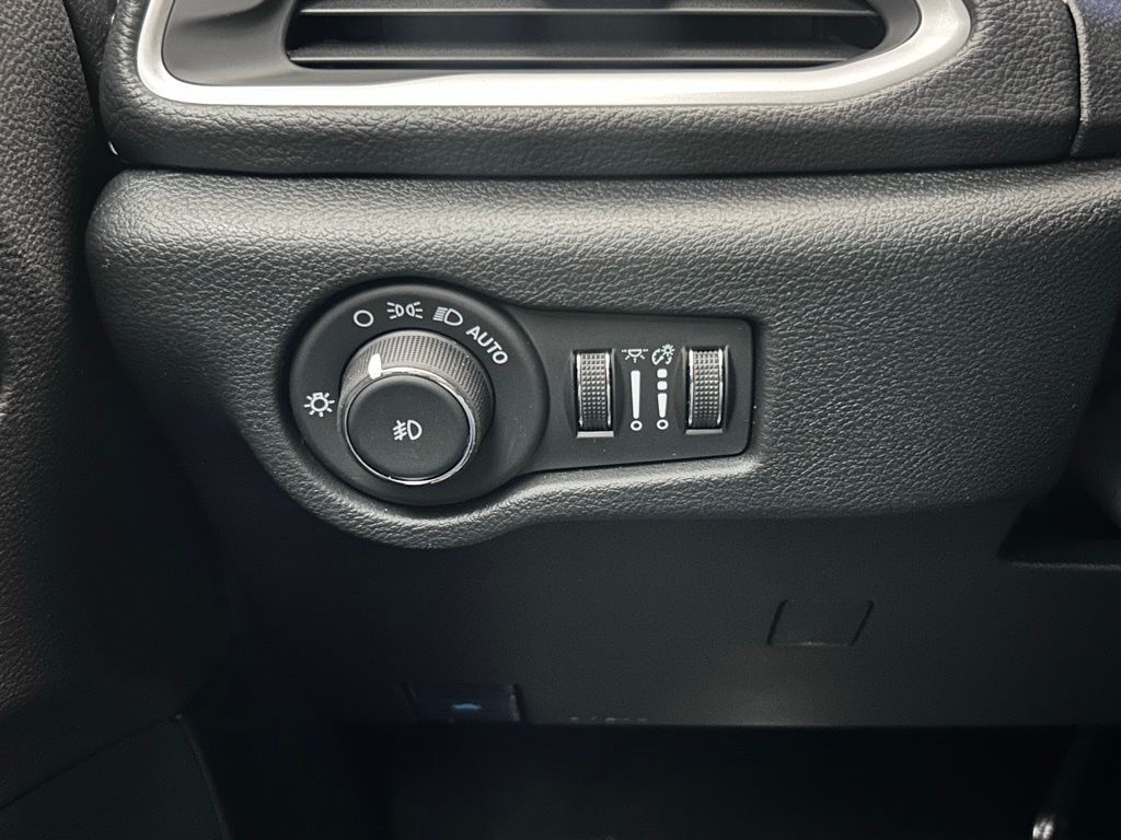 2026 Chrysler Pacifica Select Portland OR